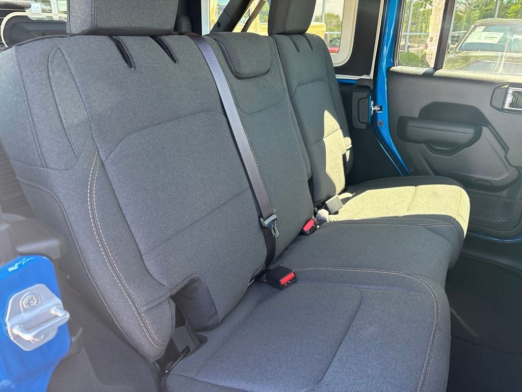 2026 Jeep Wrangler 4-Door Sport RHD 4x4