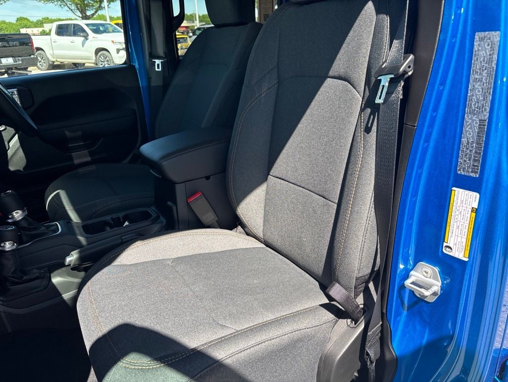 2026 Jeep Wrangler 4-Door Sport RHD 4x4
