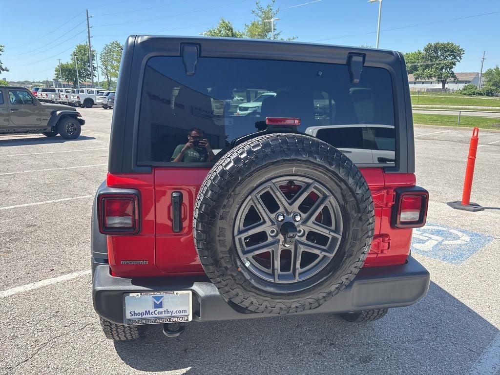 2026 Jeep Wrangler 4-Door Sport RHD 4x4