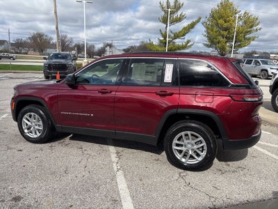 2026 Jeep Grand Cherokee GRAND CHEROKEE LAREDO X 4X4