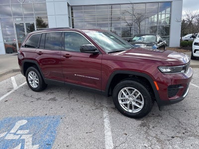 2026 Jeep Grand Cherokee GRAND CHEROKEE LAREDO X 4X4