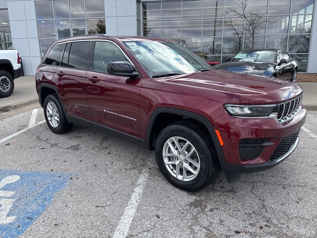 2026 Jeep Grand Cherokee GRAND CHEROKEE LAREDO X 4X4