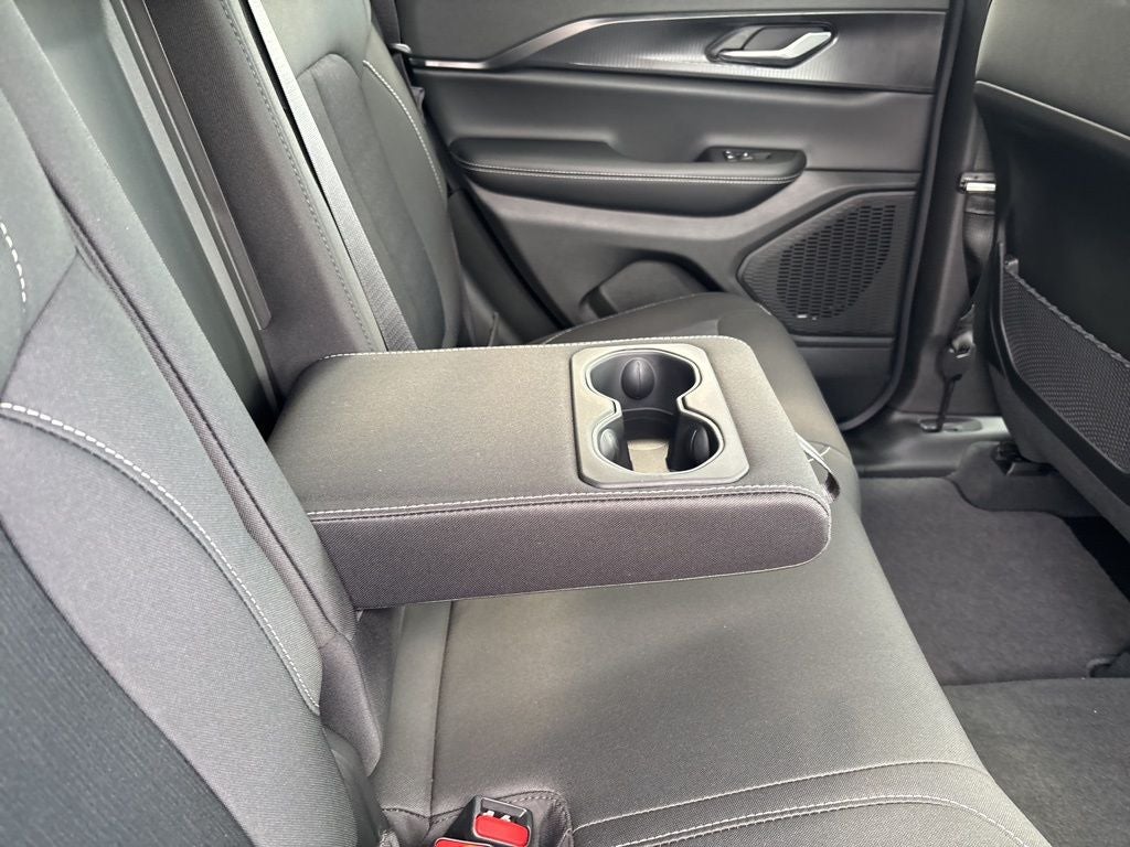 2026 Jeep Grand Cherokee GRAND CHEROKEE LAREDO X 4X4