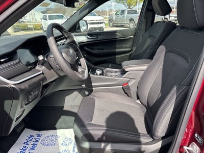 2026 Jeep Grand Cherokee GRAND CHEROKEE LAREDO X 4X4