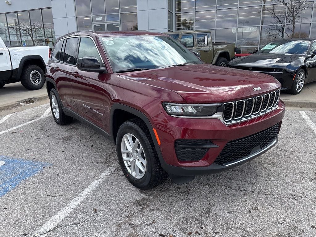 2026 Jeep Grand Cherokee GRAND CHEROKEE LAREDO X 4X4