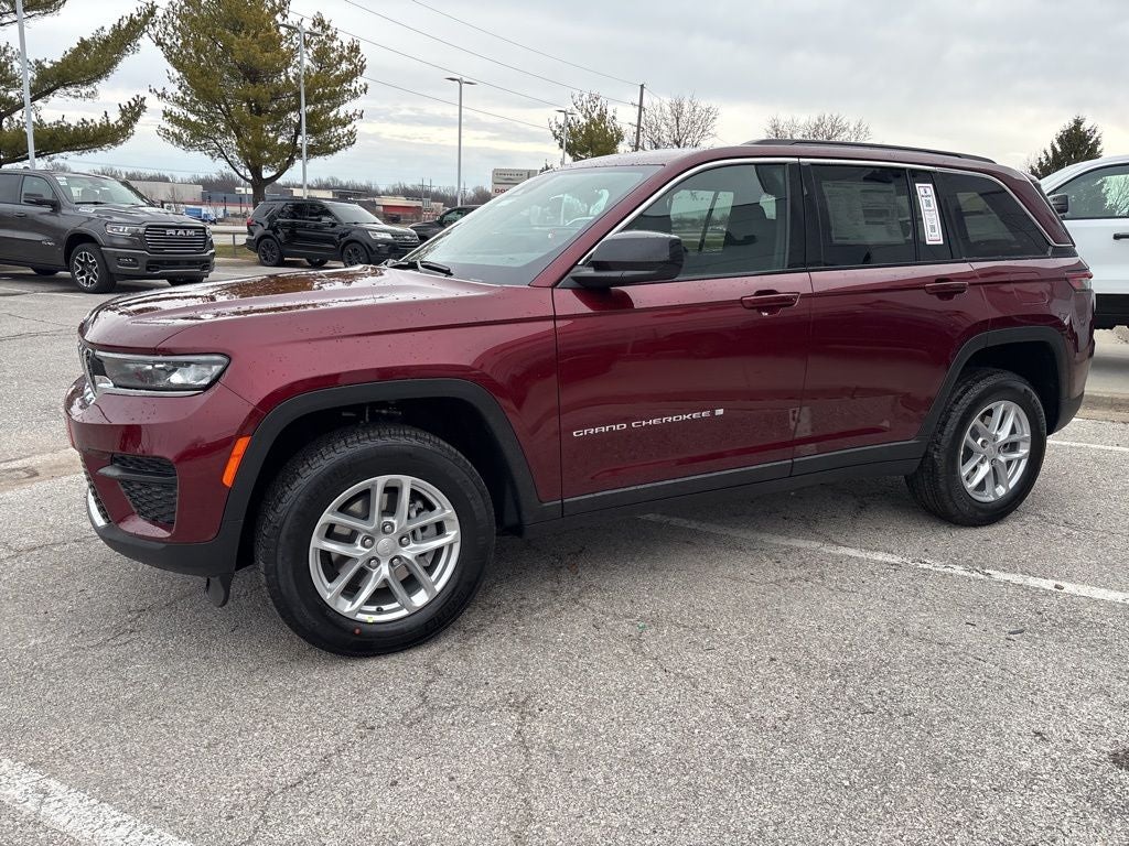 2026 Jeep Grand Cherokee GRAND CHEROKEE LAREDO 4X4