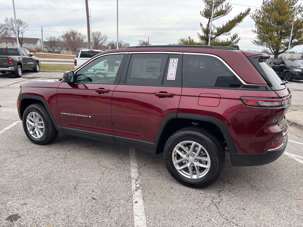 2026 Jeep Grand Cherokee GRAND CHEROKEE LAREDO 4X4