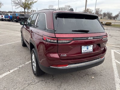 2026 Jeep Grand Cherokee GRAND CHEROKEE LAREDO 4X4