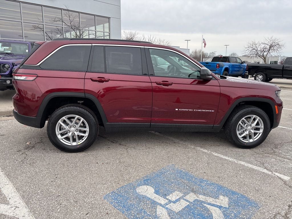 2026 Jeep Grand Cherokee GRAND CHEROKEE LAREDO 4X4