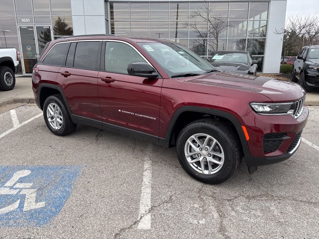 2026 Jeep Grand Cherokee GRAND CHEROKEE LAREDO 4X4