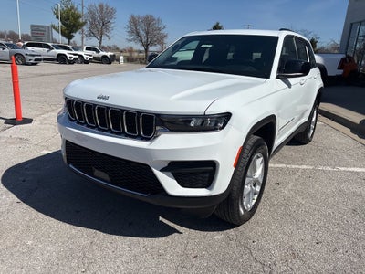 2026 Jeep Grand Cherokee GRAND CHEROKEE LAREDO 4X4