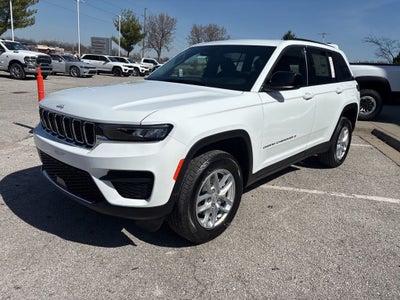 2026 Jeep Grand Cherokee GRAND CHEROKEE LAREDO 4X4