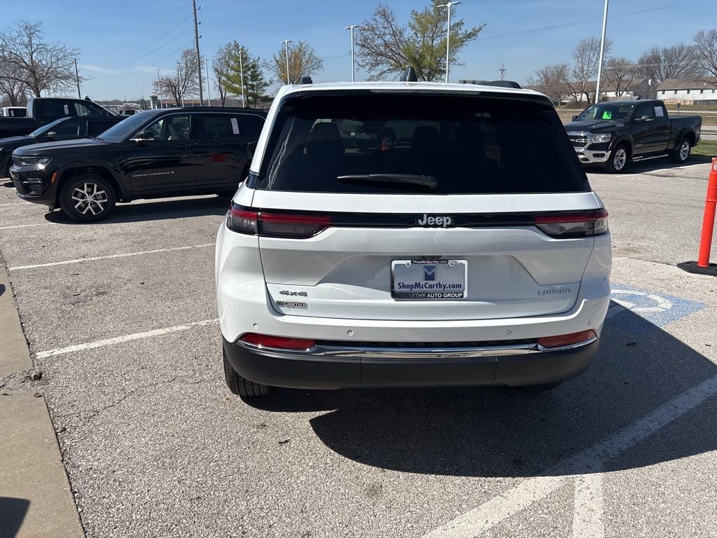 2026 Jeep Grand Cherokee GRAND CHEROKEE LAREDO 4X4