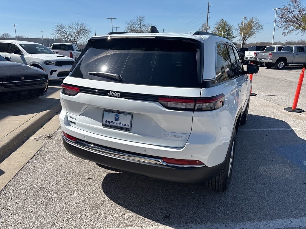 2026 Jeep Grand Cherokee GRAND CHEROKEE LAREDO 4X4