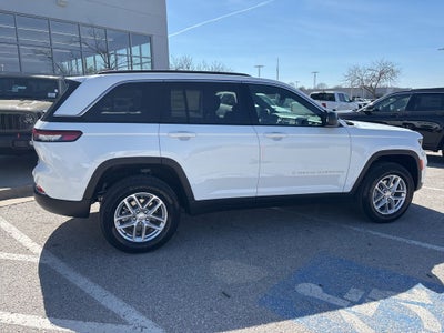 2026 Jeep Grand Cherokee GRAND CHEROKEE LAREDO 4X4