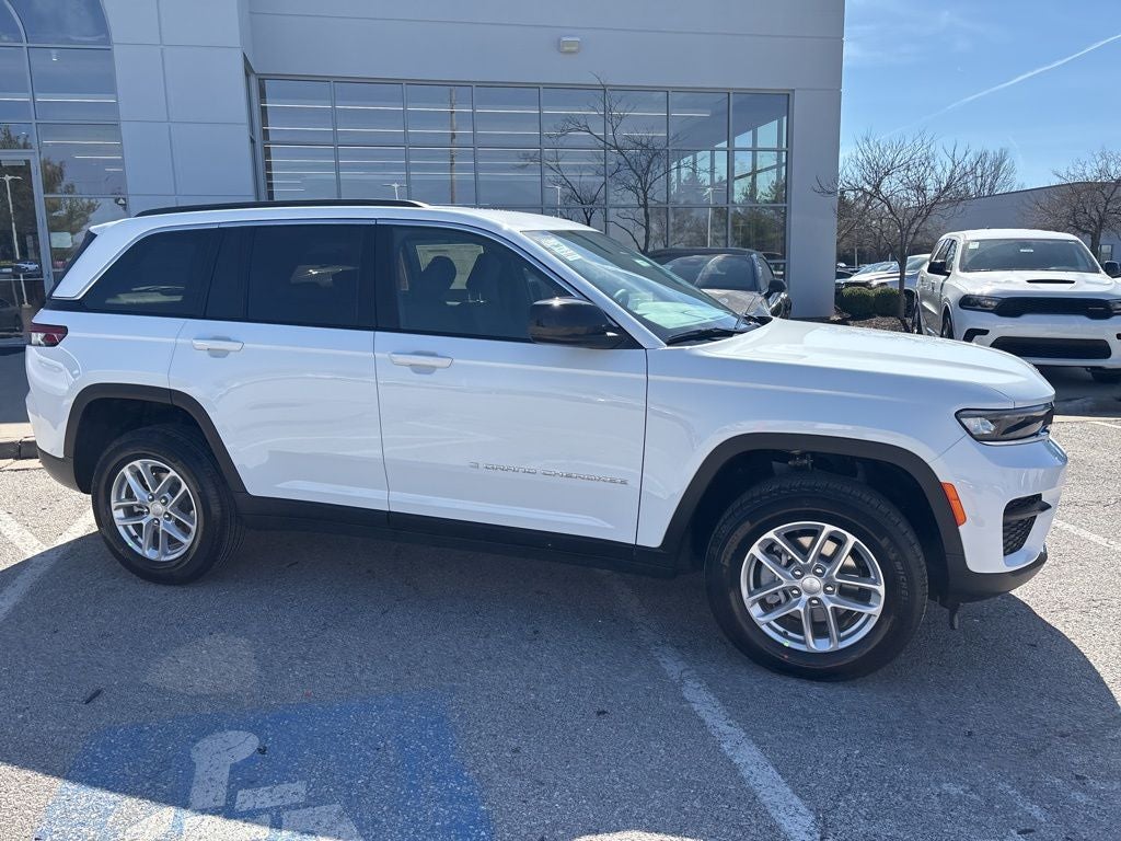 2026 Jeep Grand Cherokee GRAND CHEROKEE LAREDO 4X4
