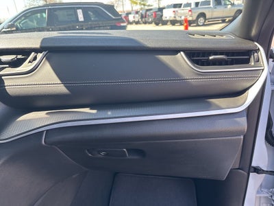 2026 Jeep Grand Cherokee GRAND CHEROKEE LAREDO 4X4