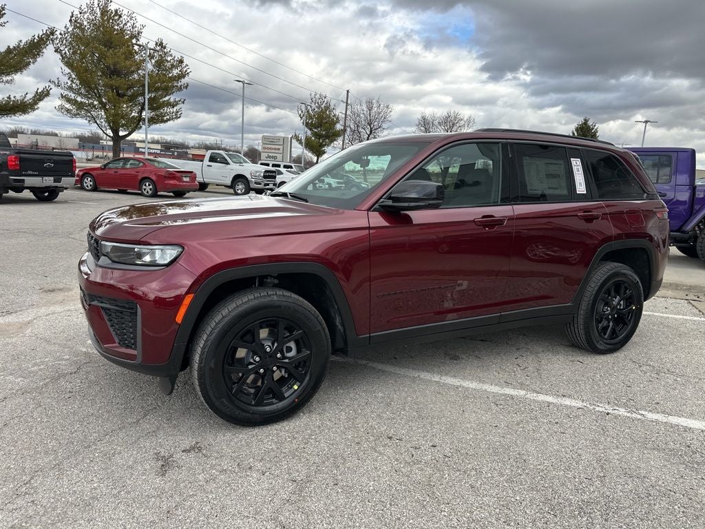 2026 Jeep Grand Cherokee GRAND CHEROKEE LAREDO ALTITUDE 4X4