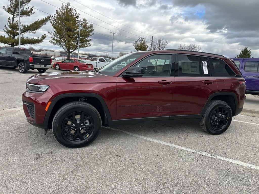 2026 Jeep Grand Cherokee GRAND CHEROKEE LAREDO ALTITUDE 4X4