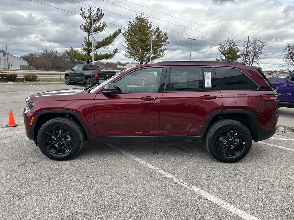 2026 Jeep Grand Cherokee GRAND CHEROKEE LAREDO ALTITUDE 4X4
