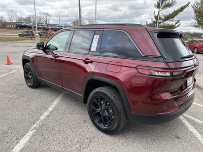 2026 Jeep Grand Cherokee GRAND CHEROKEE LAREDO ALTITUDE 4X4