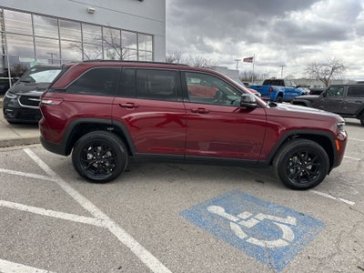 2026 Jeep Grand Cherokee GRAND CHEROKEE LAREDO ALTITUDE 4X4
