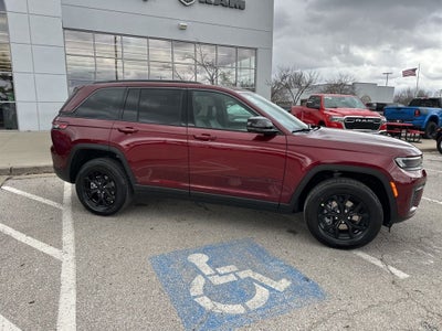 2026 Jeep Grand Cherokee GRAND CHEROKEE LAREDO ALTITUDE 4X4