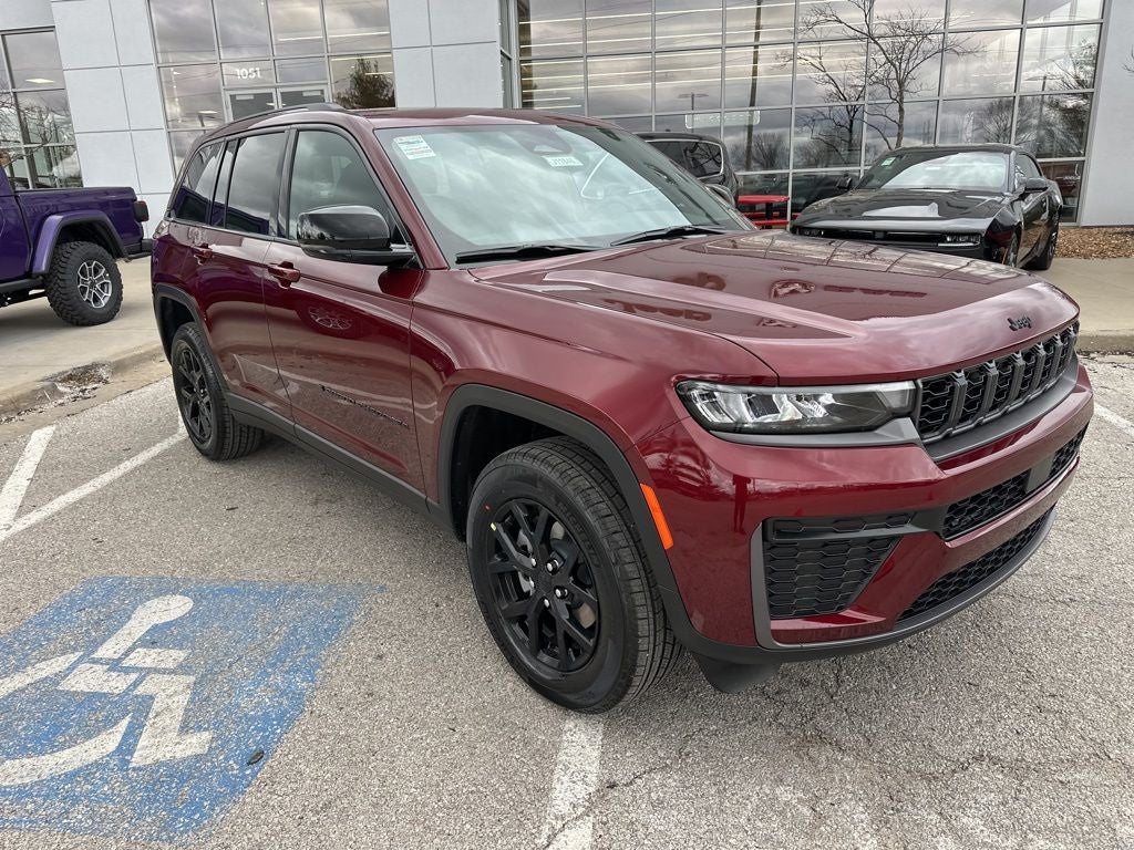 2026 Jeep Grand Cherokee GRAND CHEROKEE LAREDO ALTITUDE 4X4