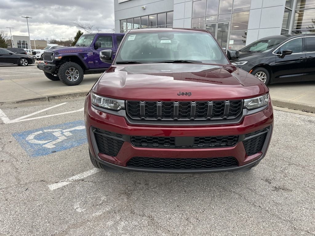 2026 Jeep Grand Cherokee GRAND CHEROKEE LAREDO ALTITUDE 4X4