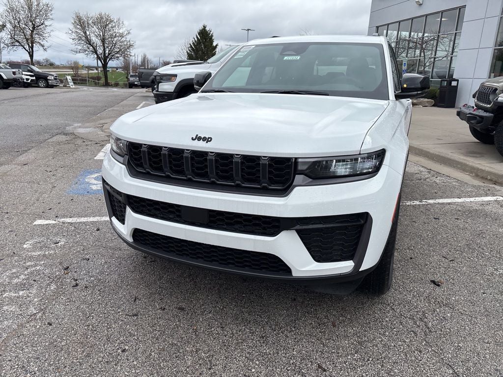 2026 Jeep Grand Cherokee GRAND CHEROKEE LAREDO ALTITUDE 4X4