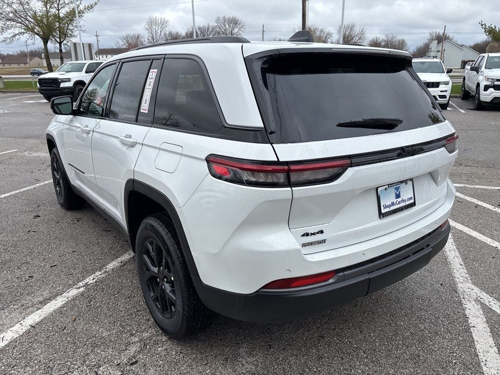 2026 Jeep Grand Cherokee GRAND CHEROKEE LAREDO ALTITUDE 4X4