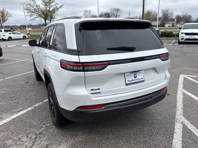 2026 Jeep Grand Cherokee GRAND CHEROKEE LAREDO ALTITUDE 4X4