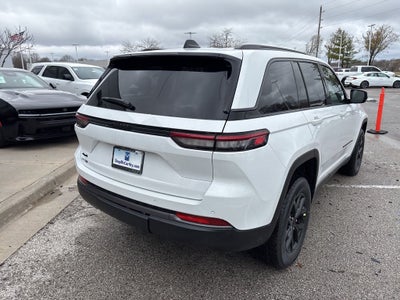 2026 Jeep Grand Cherokee GRAND CHEROKEE LAREDO ALTITUDE 4X4