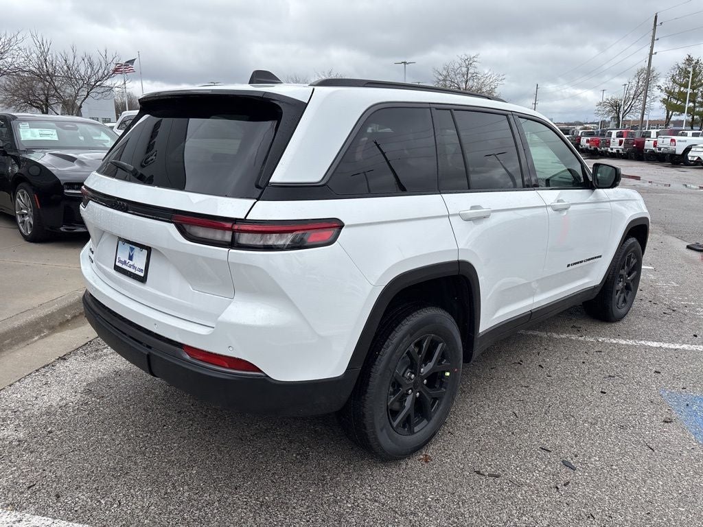 2026 Jeep Grand Cherokee GRAND CHEROKEE LAREDO ALTITUDE 4X4
