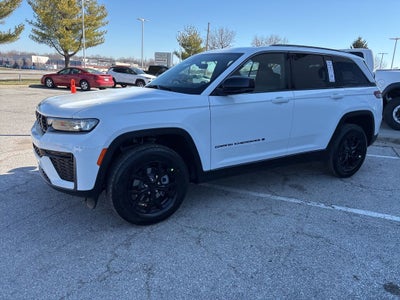 2026 Jeep Grand Cherokee GRAND CHEROKEE LAREDO ALTITUDE 4X4