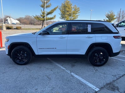 2026 Jeep Grand Cherokee GRAND CHEROKEE LAREDO ALTITUDE 4X4