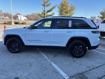 2026 Jeep Grand Cherokee GRAND CHEROKEE LAREDO ALTITUDE 4X4