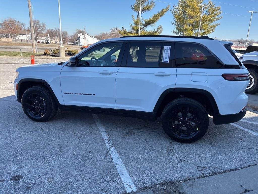 2026 Jeep Grand Cherokee GRAND CHEROKEE LAREDO ALTITUDE 4X4