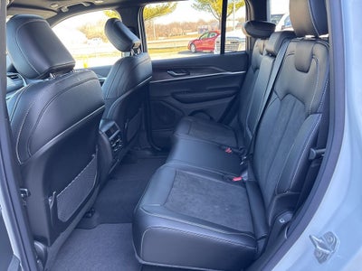 2026 Jeep Grand Cherokee GRAND CHEROKEE LAREDO ALTITUDE 4X4