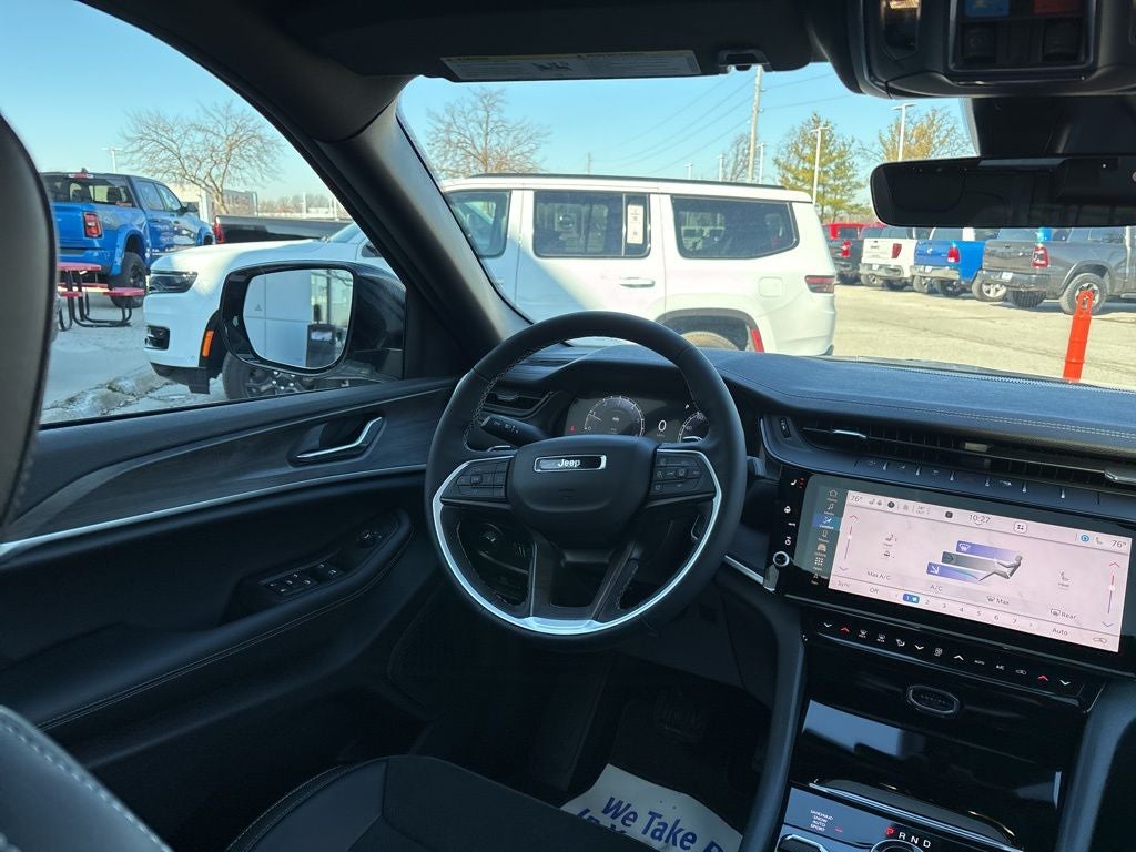 2026 Jeep Grand Cherokee GRAND CHEROKEE LAREDO ALTITUDE 4X4