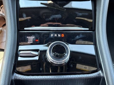 2027 Jeep Grand Cherokee Laredo Altitude