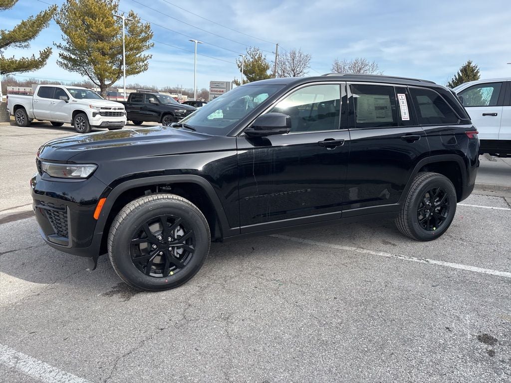 2026 Jeep Grand Cherokee GRAND CHEROKEE LAREDO ALTITUDE 4X4
