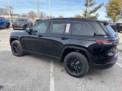 2026 Jeep Grand Cherokee GRAND CHEROKEE LAREDO ALTITUDE 4X4