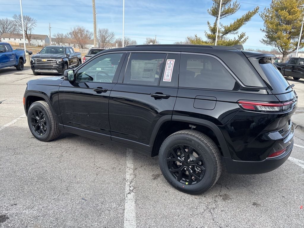 2026 Jeep Grand Cherokee GRAND CHEROKEE LAREDO ALTITUDE 4X4