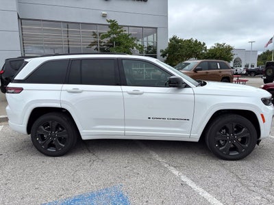 2027 Jeep Grand Cherokee GRAND CHEROKEE LIMITED RESERVE 4X4