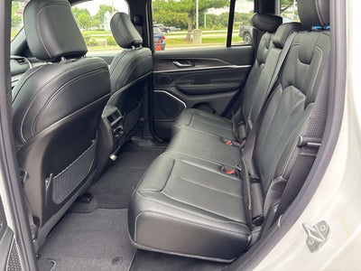 2027 Jeep Grand Cherokee GRAND CHEROKEE LIMITED RESERVE 4X4