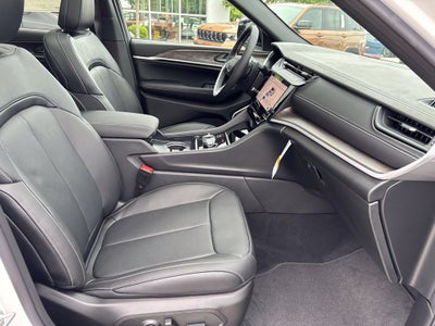 2027 Jeep Grand Cherokee GRAND CHEROKEE LIMITED RESERVE 4X4