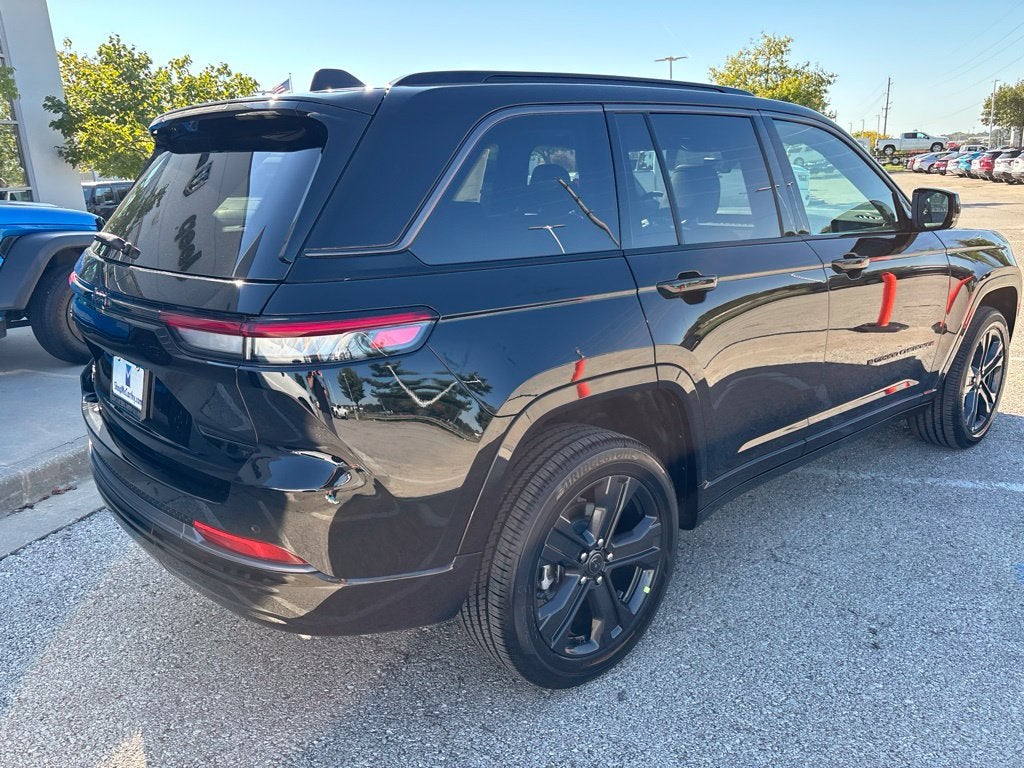 2027 Jeep Grand Cherokee GRAND CHEROKEE LIMITED RESERVE 4X4