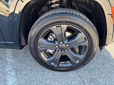 2027 Jeep Grand Cherokee GRAND CHEROKEE LIMITED RESERVE 4X4