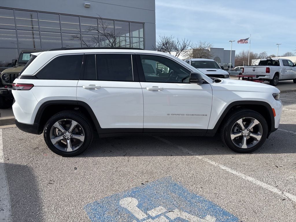 2026 Jeep Grand Cherokee GRAND CHEROKEE LIMITED 4X4